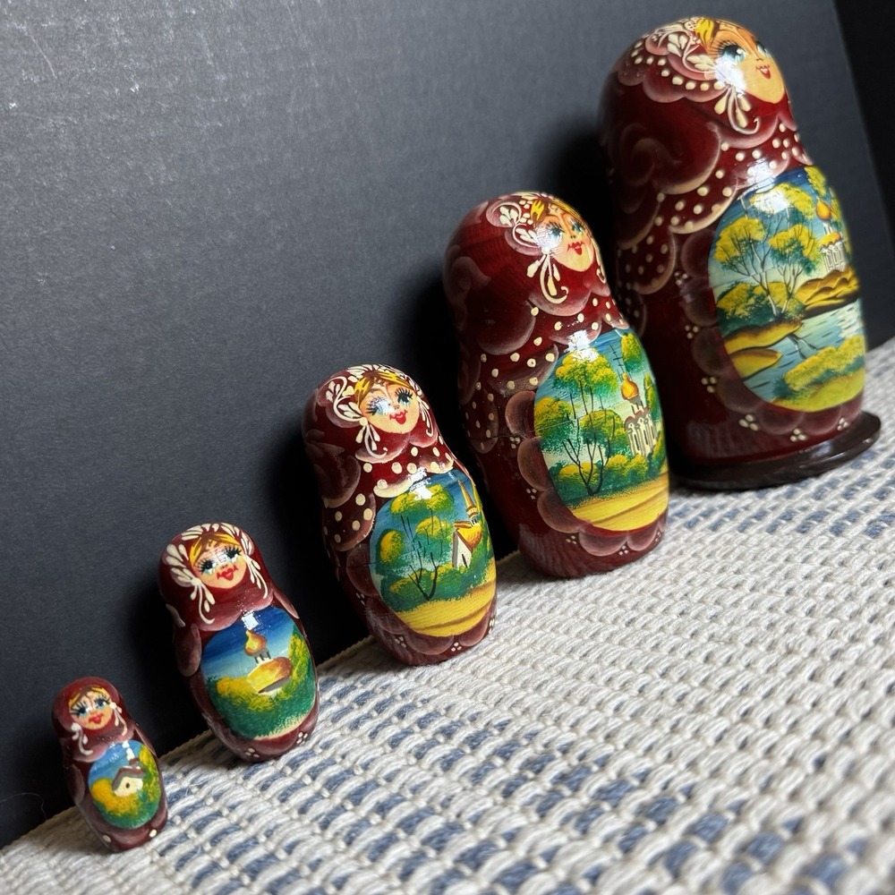 Vintage Russian Nesting Dolls Matryoshka Set Of 5 Hand Painted Wood 6 3/4"